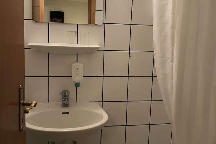 Room 26 of 31