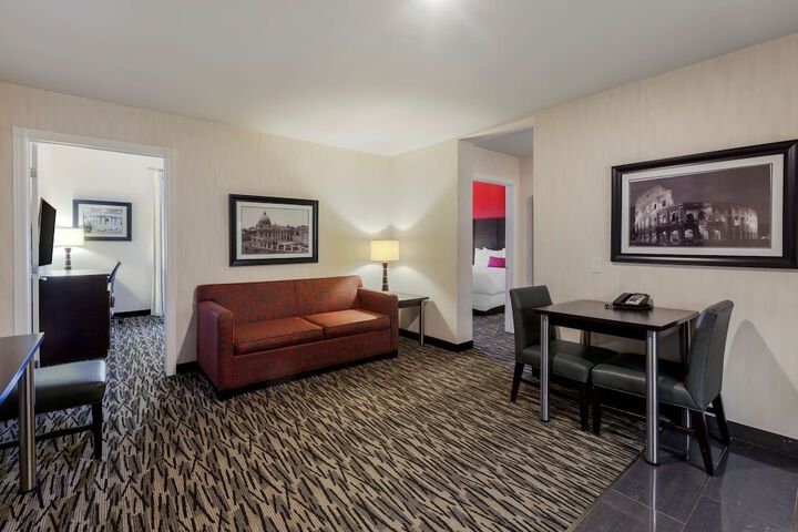 Room 5 of 39