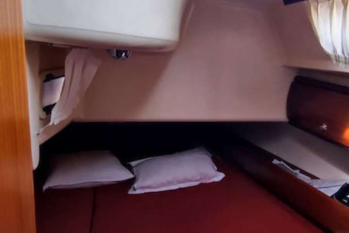 Room 6 of 44