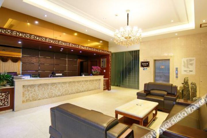 Hotel Interior 16 of 38