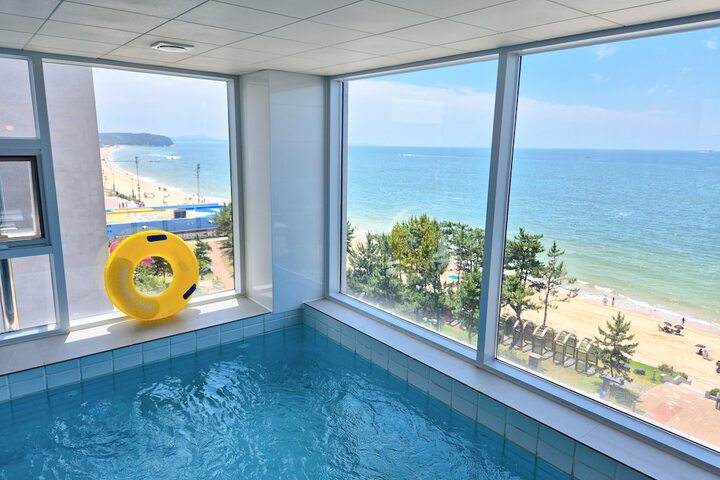 Daecheon I-Ocean Pool Villa Hotel