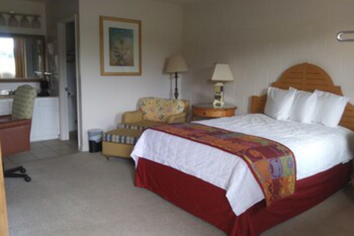 Room 13 of 17