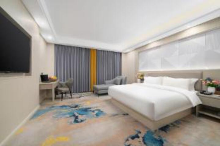 Room 21 of 23