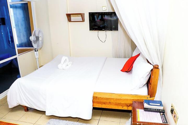 Room 47 of 108