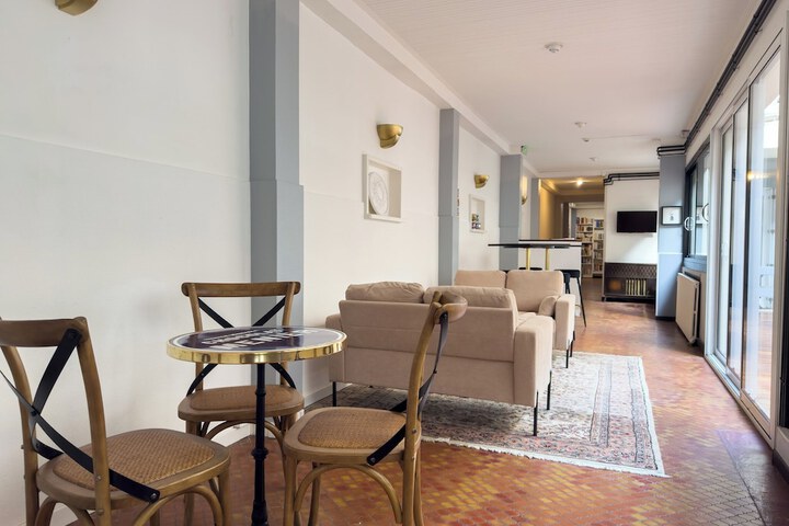 Hotel Interior 4 of 41