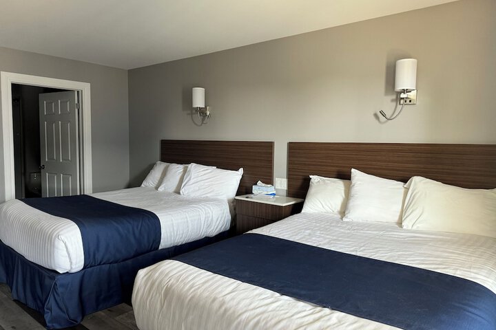 Room 8 of 30