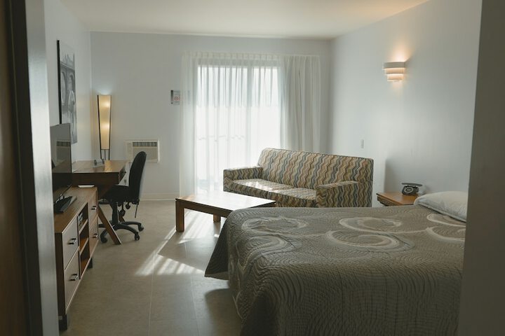 Room 43 of 80