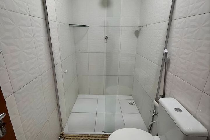 Room 11 of 14