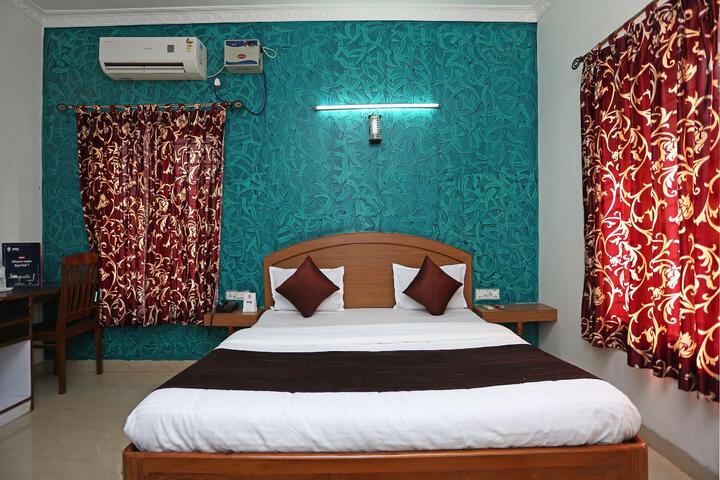 Room 1 of 4
