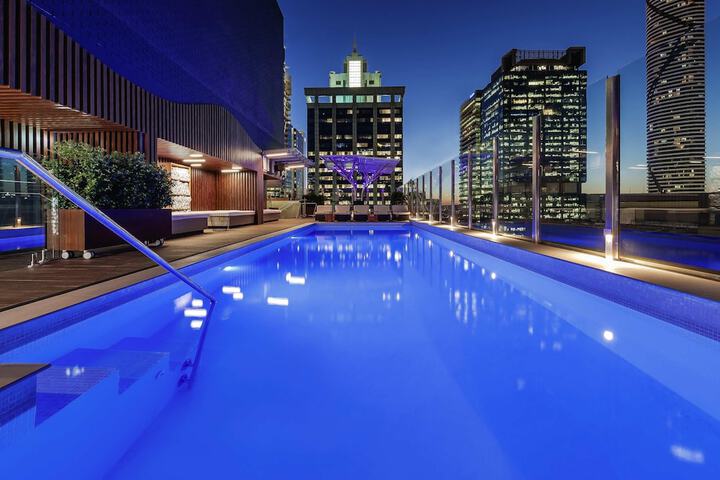 Pool Hotel