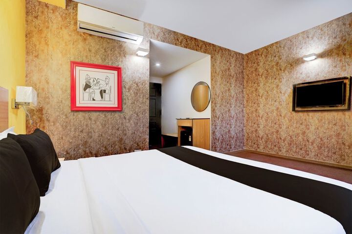 Room 30 of 57