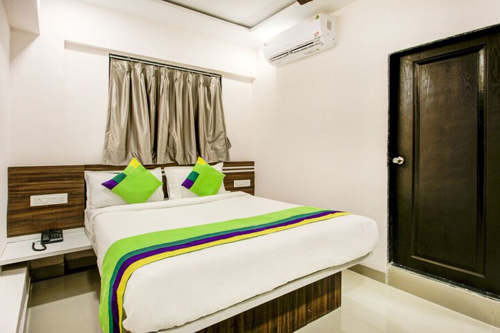 Room 13 of 45
