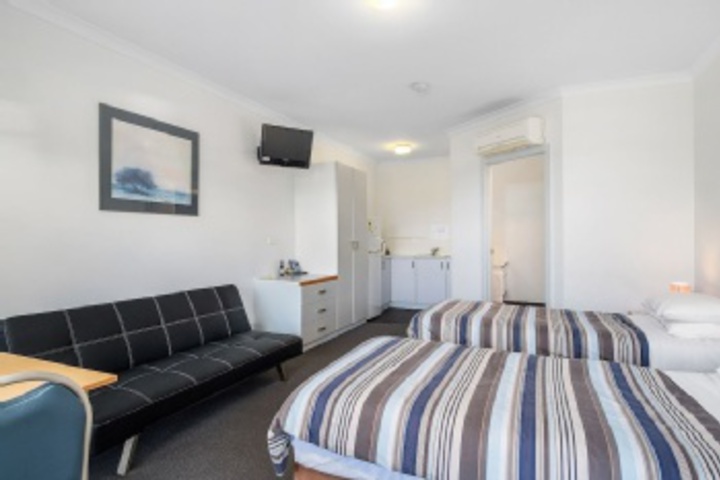 Room 286 of 384