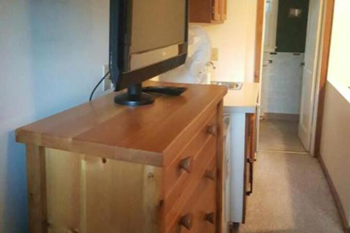 Photo 3