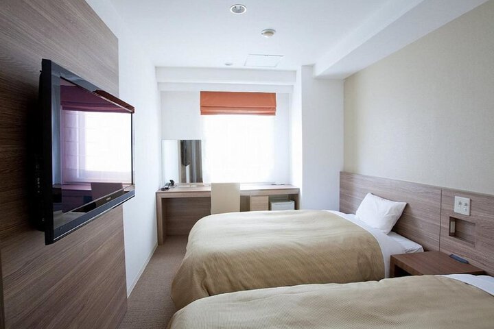 Room 18 of 75