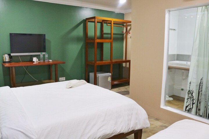 Room 15 of 44