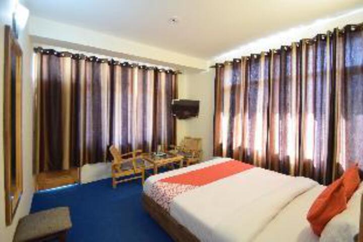 Room 2 of 21