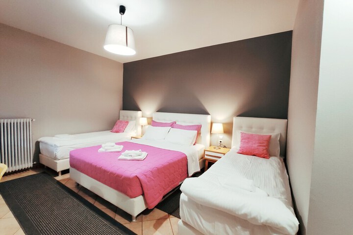 Room 17 of 43