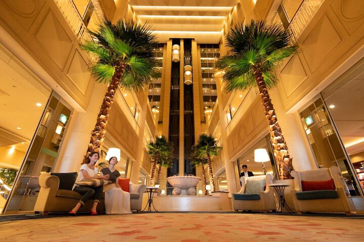Guest Lobby