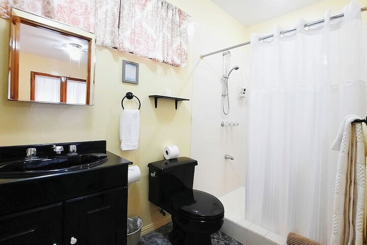 Room 47 of 85