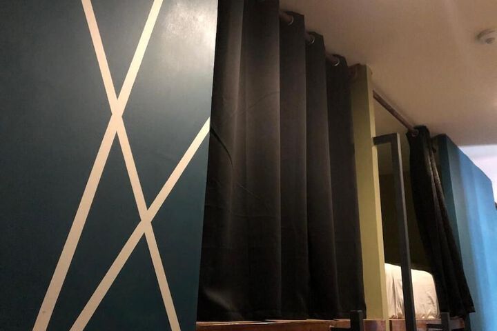 Room 3 of 35