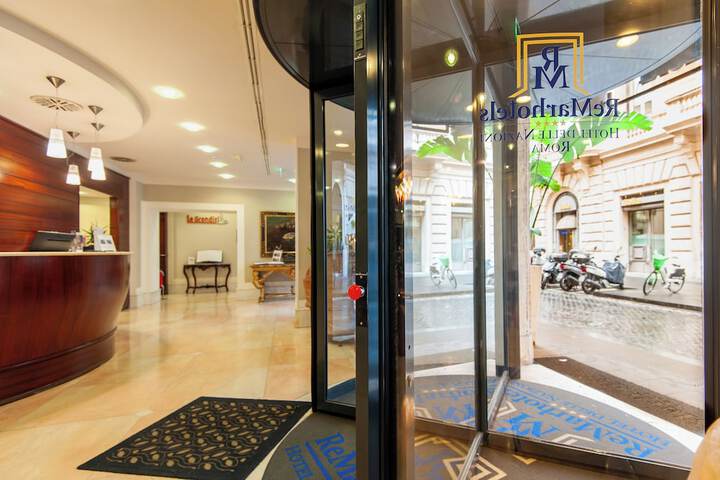 Guest Lobby