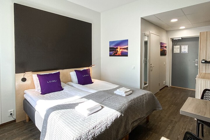 Room 3 of 33