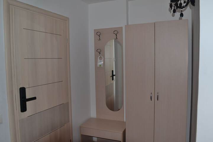 Room 12 of 21