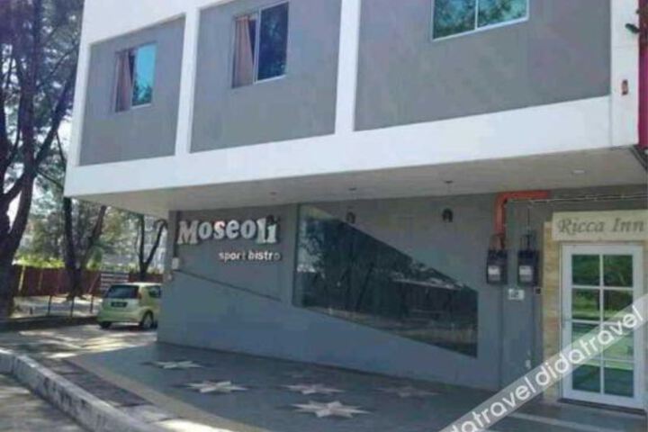 Hotel 1 of 20