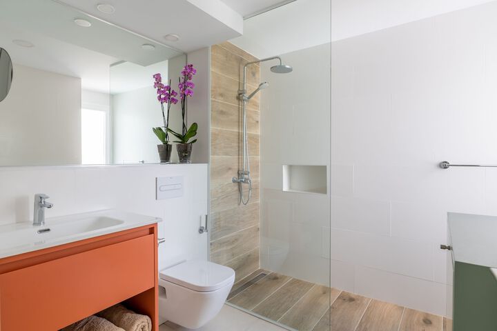 Bath Interior
