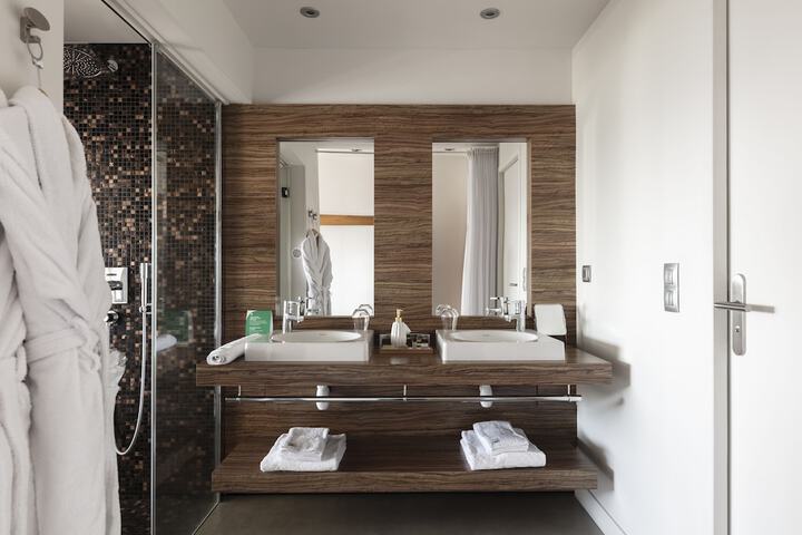 Room 41 of 75