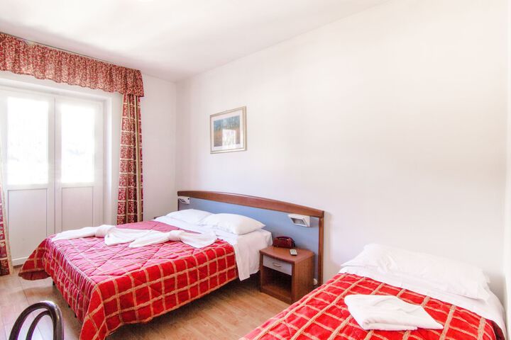 Room 19 of 70