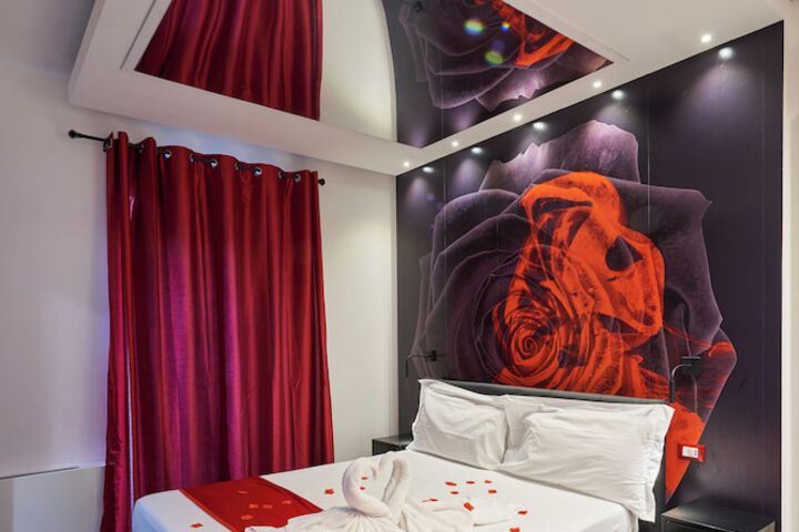Room 4 of 29