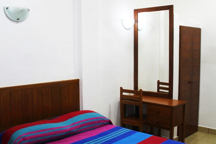 Room 7 of 24