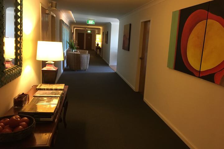 Ballroom/Hall 70 of 87