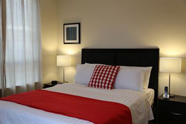 Room 12 of 27