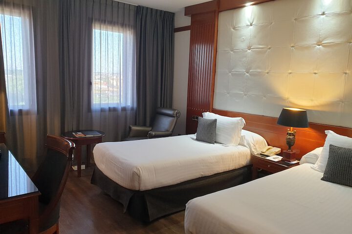 Room 15 of 112