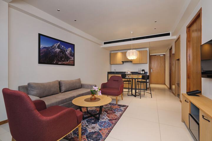 Room 10 of 26