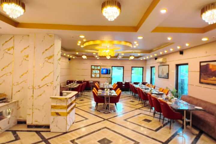 Dining Photos