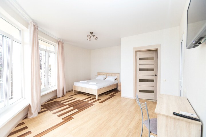 Room 14 of 28