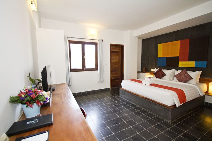 Room 9 of 60