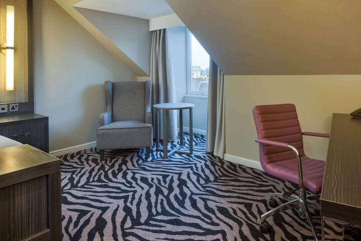 Room 35 of 113