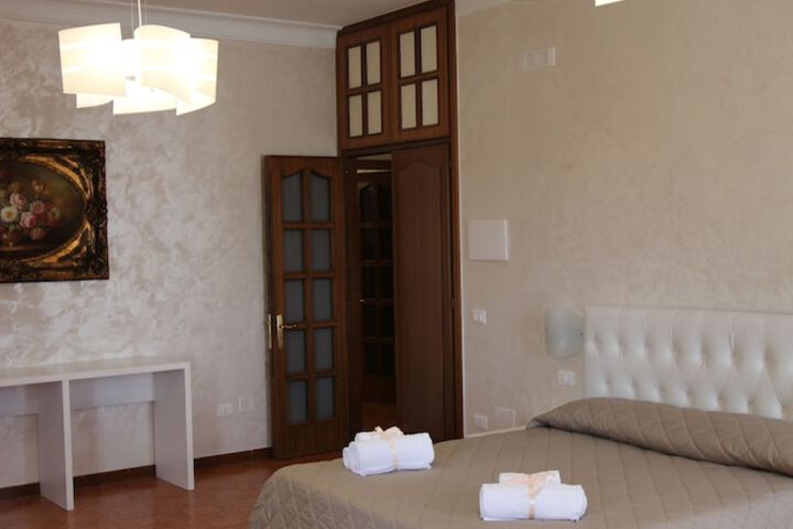Room 44 of 89