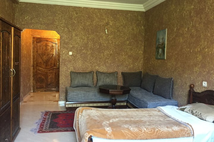 Room 4 of 27