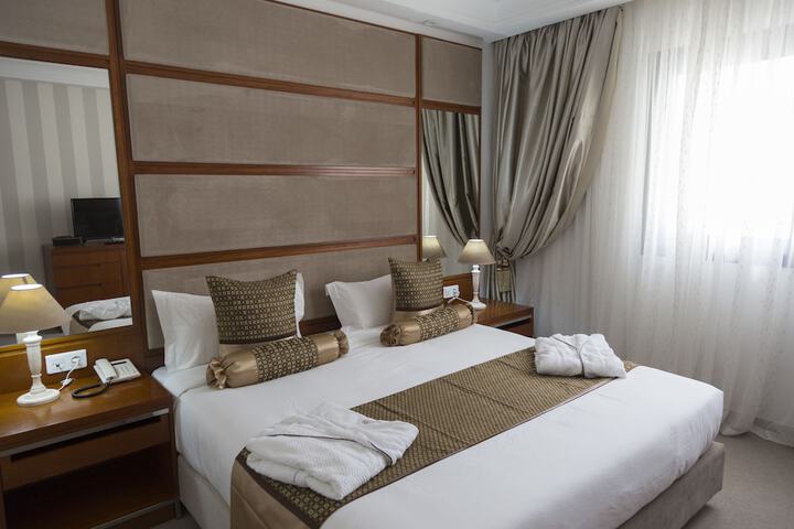 Room 6 of 37