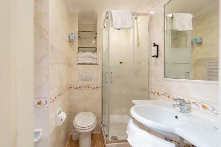 Bathroom Interior Photo