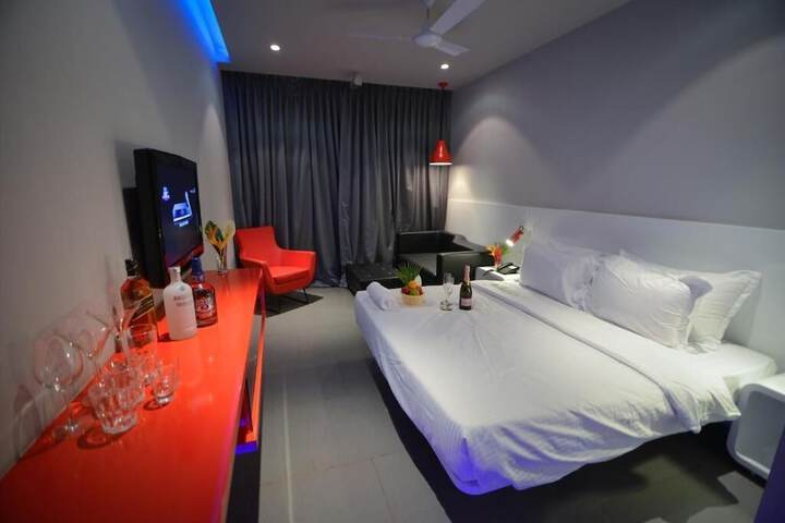 Room 18 of 46