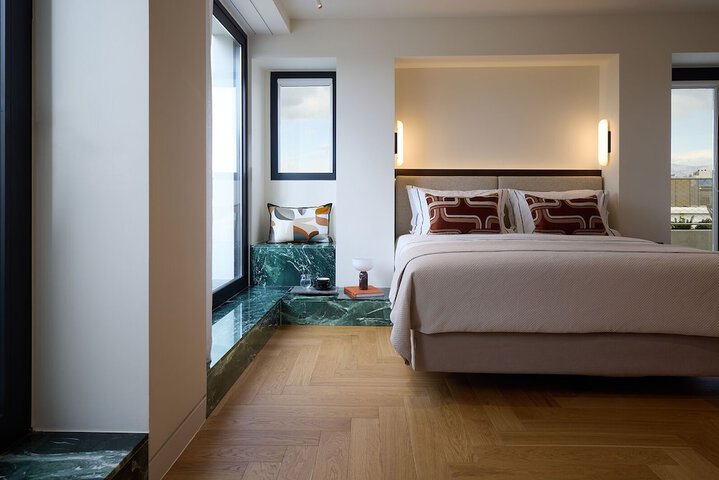 Room 9 of 50