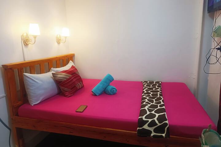 Room 11 of 35