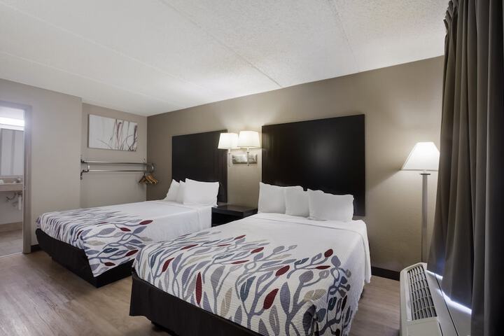 Deluxe 2 Double Beds (7 of 13)